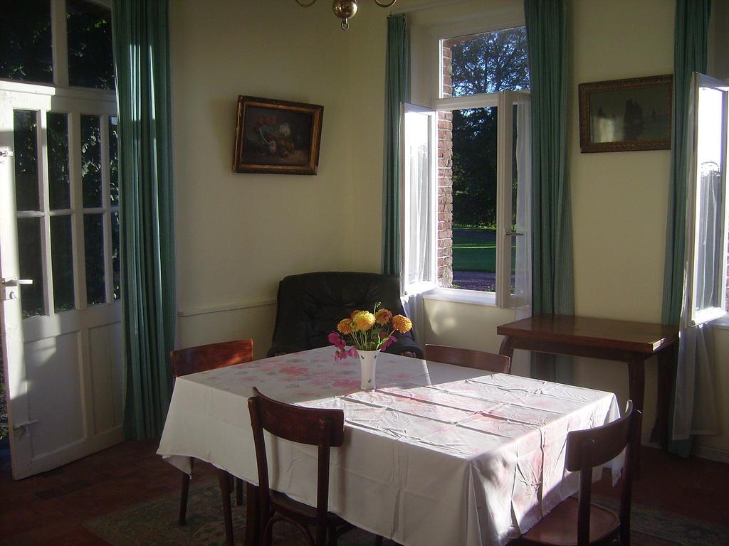 Chambres D'Hotes & Gites Du Chateau De Grand Rullecourt ห้อง รูปภาพ